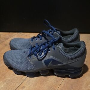 Nike Vapormax  Grey & Dark  Blue Sneakers